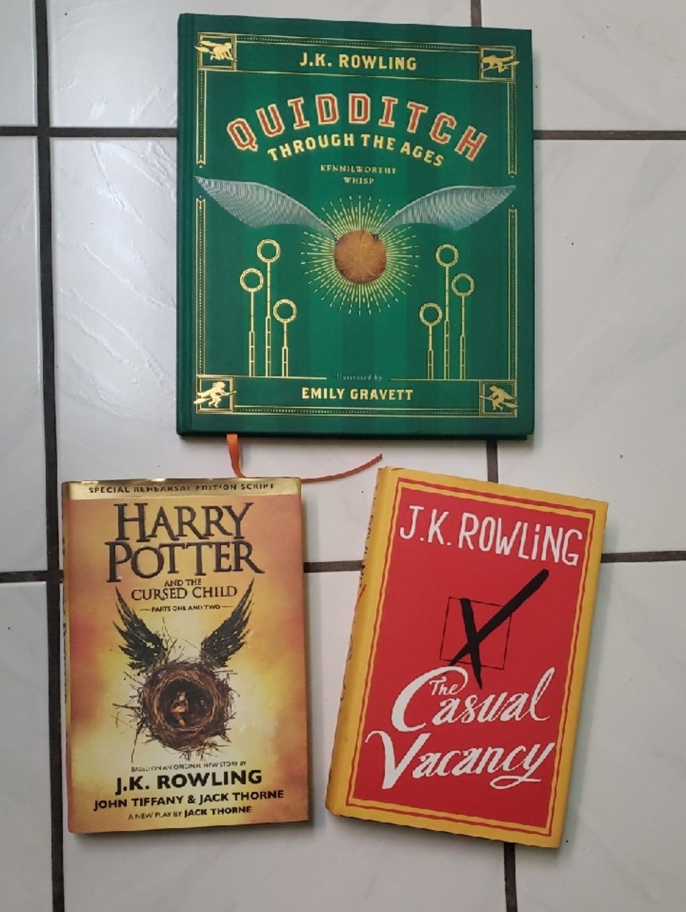 Like new "Harry Potter and the cursed child", "Casual Vacancy",  "Quidditch" (3)